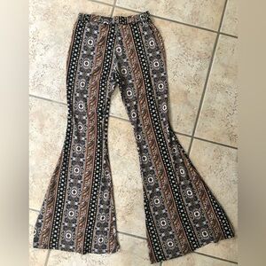 Misty Rose Bohemian Flare Pants with Patterned Design M